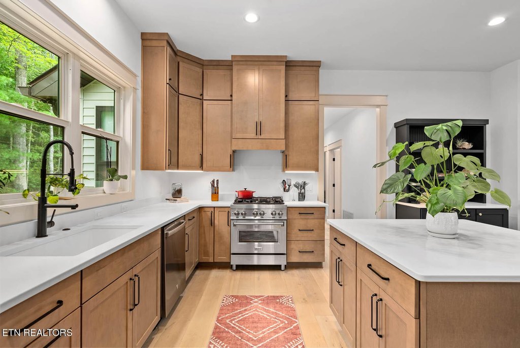 Fairfield Glade, Tennessee, 38558, United States, 3 Bedrooms Bedrooms, ,2.5 BathroomsBathrooms,Residential,Forsale,1952852