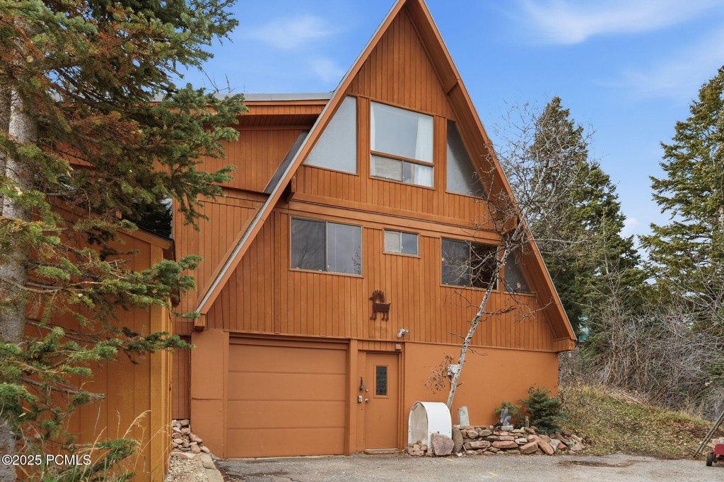 Park City, Utah, 84098, United States, 2 Bedrooms Bedrooms, ,1 BathroomBathrooms,Residential,Forsale,2004730