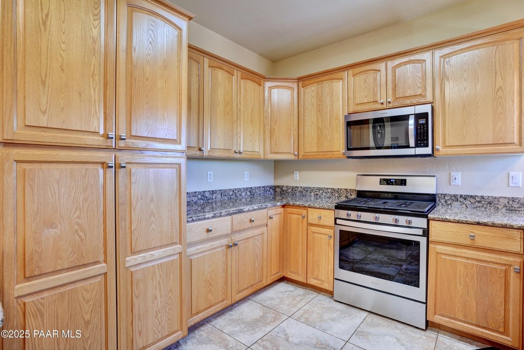 Prescott, Arizona, 86301, United States, 3 Bedrooms Bedrooms, ,2 BathroomsBathrooms,Residential,Forsale,1886209