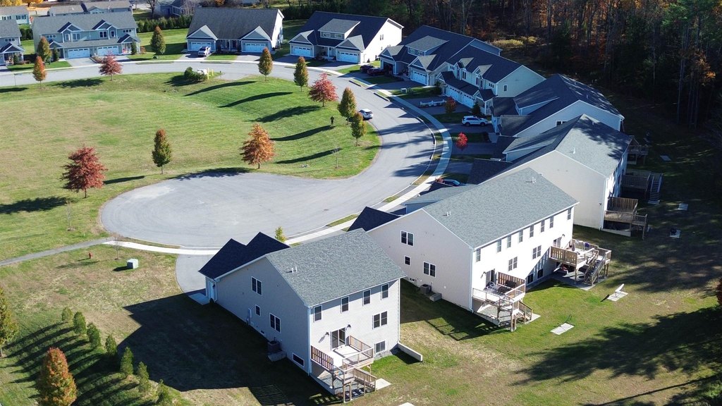 Essex, Vermont, 05452, United States, 4 Bedrooms Bedrooms, ,3.5 BathroomsBathrooms,Residential,Forsale,1999495