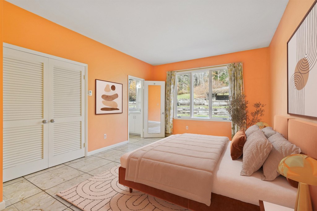 Woodstock, Vermont, 05091, United States, 2 Bedrooms Bedrooms, ,3.5 BathroomsBathrooms,Residential,Forsale,1999507