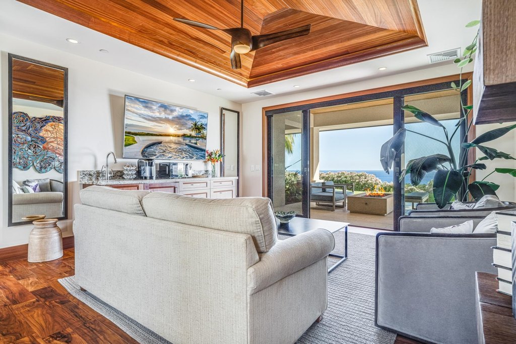 Lahaina, Hawaii, 96761, United States, 8 Bedrooms Bedrooms, ,7.5 BathroomsBathrooms,Residential,Forsale,2004545