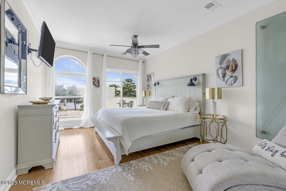 Point Pleasant Beach, New Jersey, 08742, United States, 5 Bedrooms Bedrooms, ,3 BathroomsBathrooms,Residential,Forsale,2003969