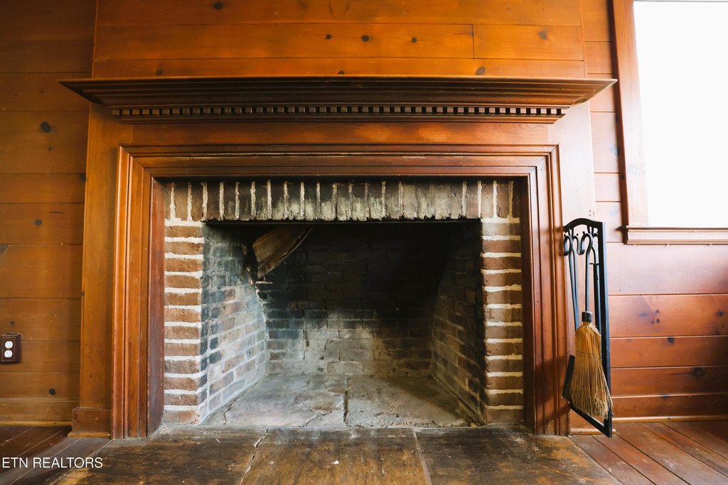 Knoxville, Tennessee, 37920, United States, 2 Bedrooms Bedrooms, ,1 BathroomBathrooms,Residential,Forsale,1999470