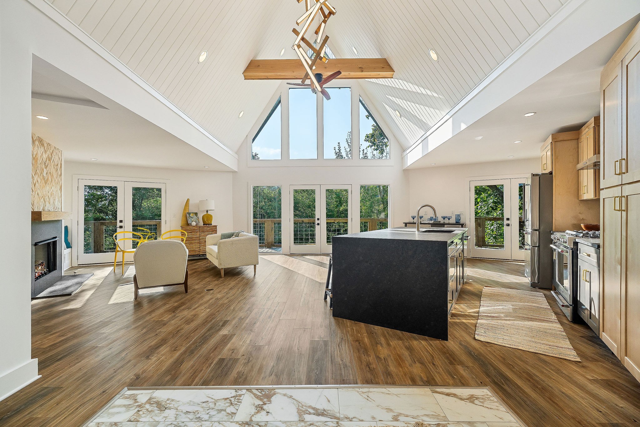 Smithville, Tennessee, 37166, United States, 4 Bedrooms Bedrooms, ,4 BathroomsBathrooms,Residential,Forsale,1999482