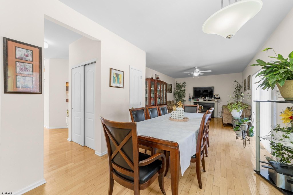 Egg Harbor Township, New Jersey, 08234, United States, 4 Bedrooms Bedrooms, ,2.5 BathroomsBathrooms,Residential,Forsale,1994153