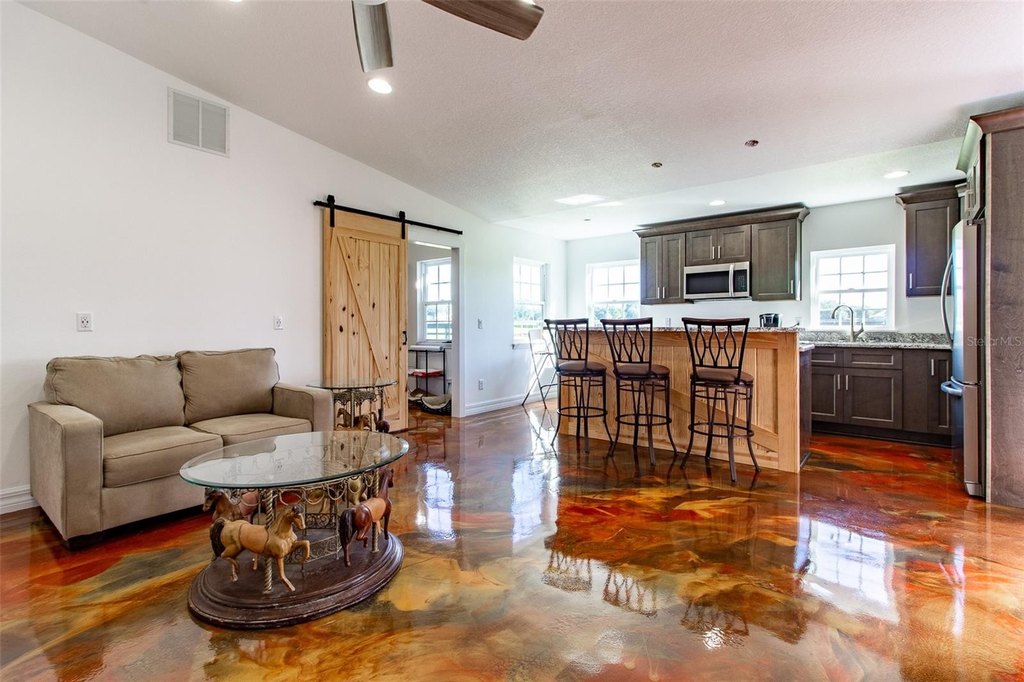 DUNNELLON, Florida, 34431, United States, 5 Bedrooms Bedrooms, ,2.5 BathroomsBathrooms,Residential,Forsale,2009539