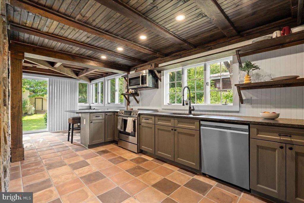 DOYLESTOWN, Pennsylvania, 18902, United States, 3 Bedrooms Bedrooms, ,2.5 BathroomsBathrooms,Residential,Forsale,1973386