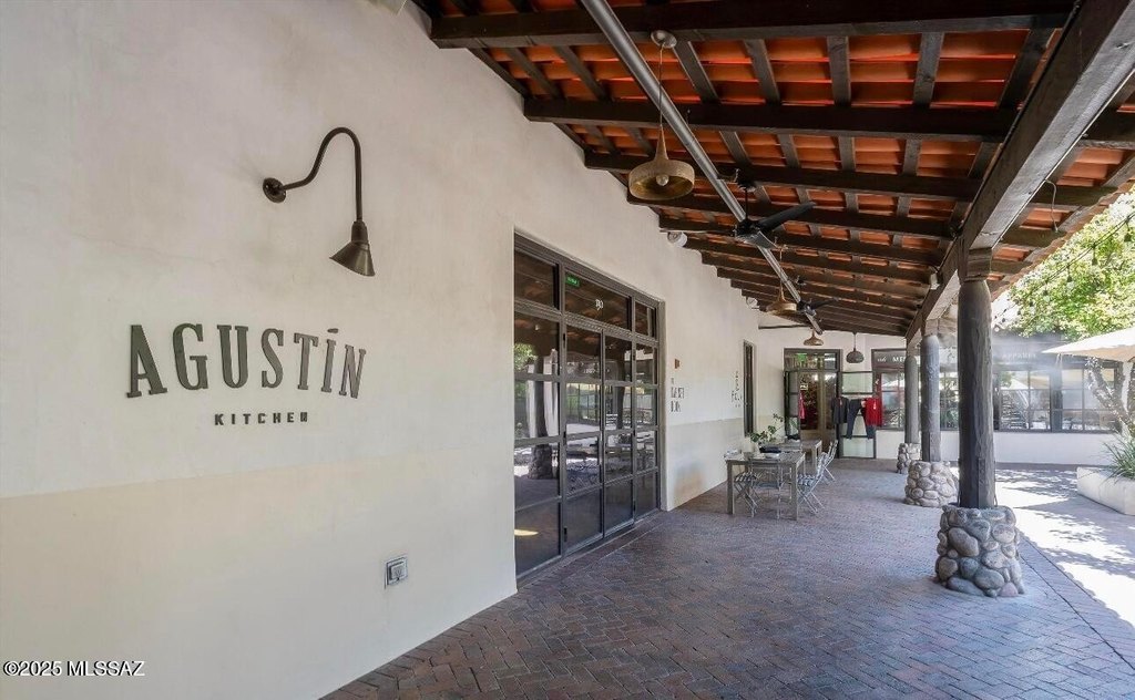 Tucson, Arizona, 85745, United States, 2 Bedrooms Bedrooms, ,2 BathroomsBathrooms,Residential,Forsale,2004419