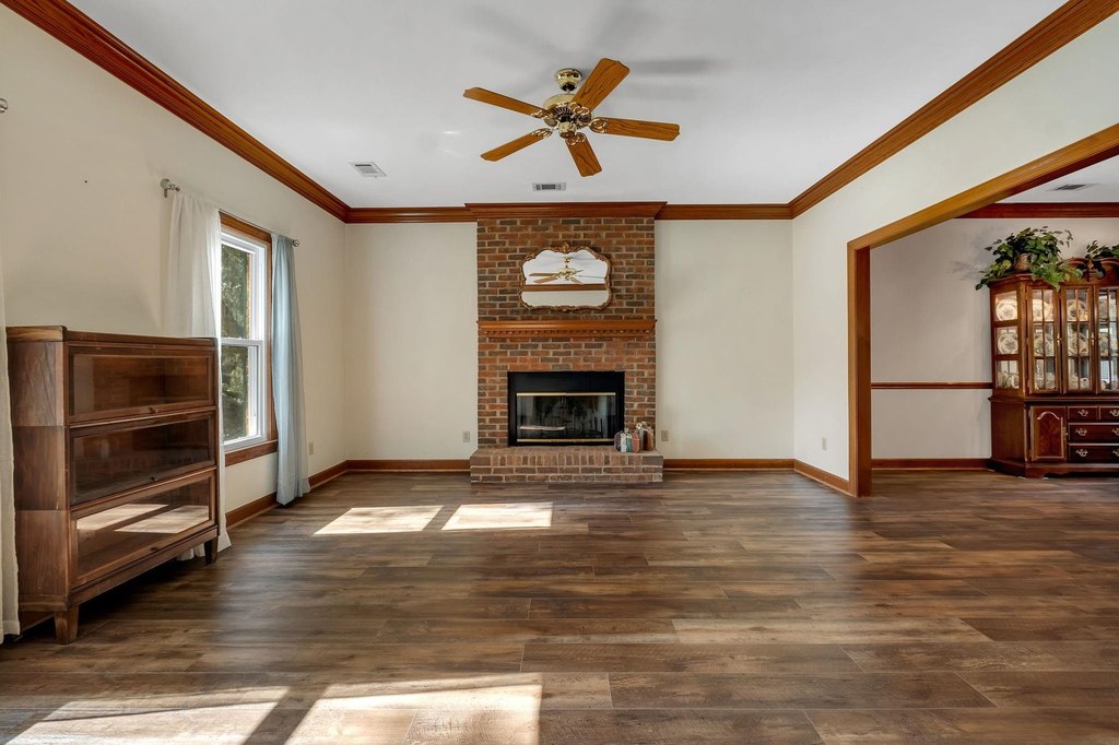 Tallahassee, Florida, 32312, United States, 3 Bedrooms Bedrooms, ,2.5 BathroomsBathrooms,Residential,Forsale,2004637