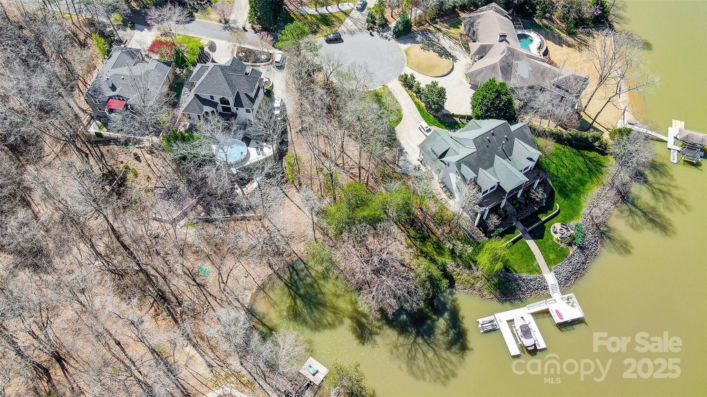 Tega Cay, South Carolina, 29708, United States, 5 Bedrooms Bedrooms, ,4.5 BathroomsBathrooms,Residential,Forsale,2007725