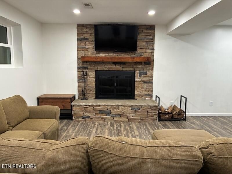 Maryville, Tennessee, 37803, United States, 3 Bedrooms Bedrooms, ,2.5 BathroomsBathrooms,Residential,Forsale,1963509