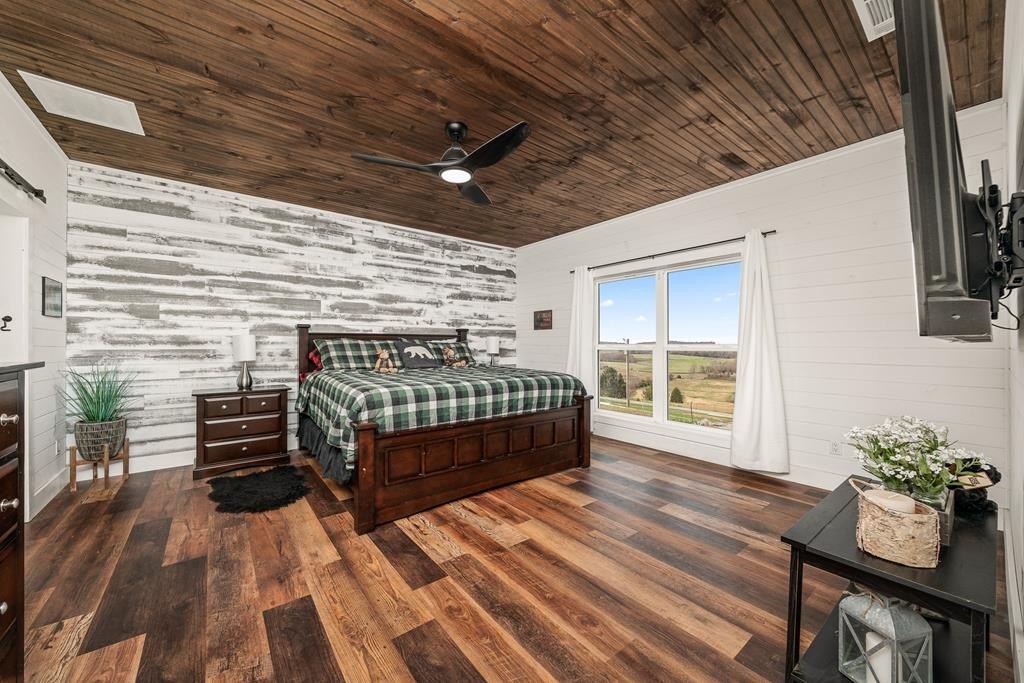 Monroe, Tennessee, 38573, United States, 3 Bedrooms Bedrooms, ,3.5 BathroomsBathrooms,Residential,Forsale,2010936