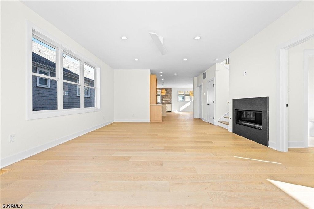 Margate, New Jersey, 08402, United States, 5 Bedrooms Bedrooms, ,4.5 BathroomsBathrooms,Residential,Forsale,2004610