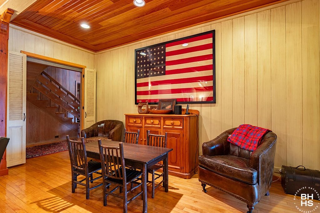 Lake Placid, New York, 12946, United States, 10 Bedrooms Bedrooms, ,7.5 BathroomsBathrooms,Residential,Forsale,1999413