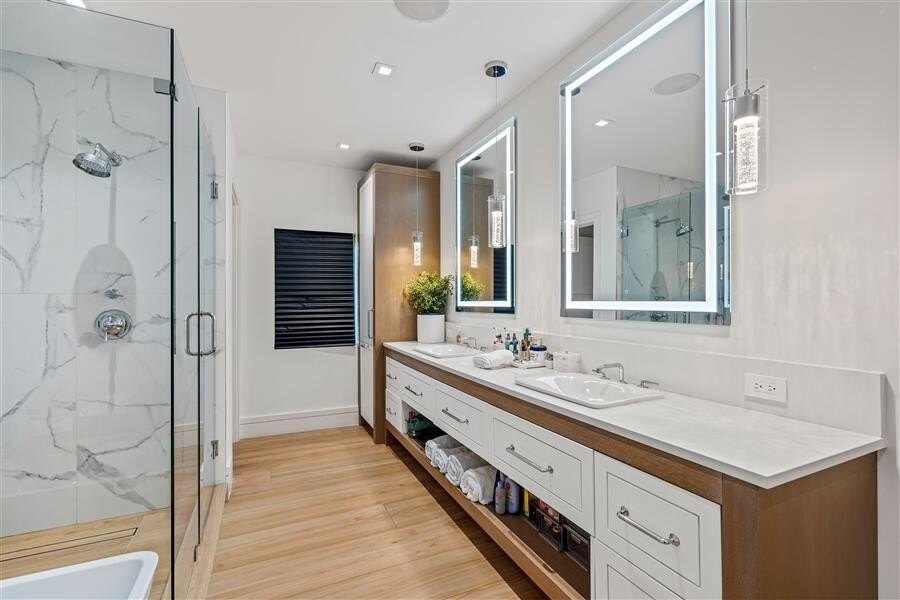 Delray Beach, Florida, 33444, United States, 5 Bedrooms Bedrooms, ,5.5 BathroomsBathrooms,Residential,Forsale,1996336