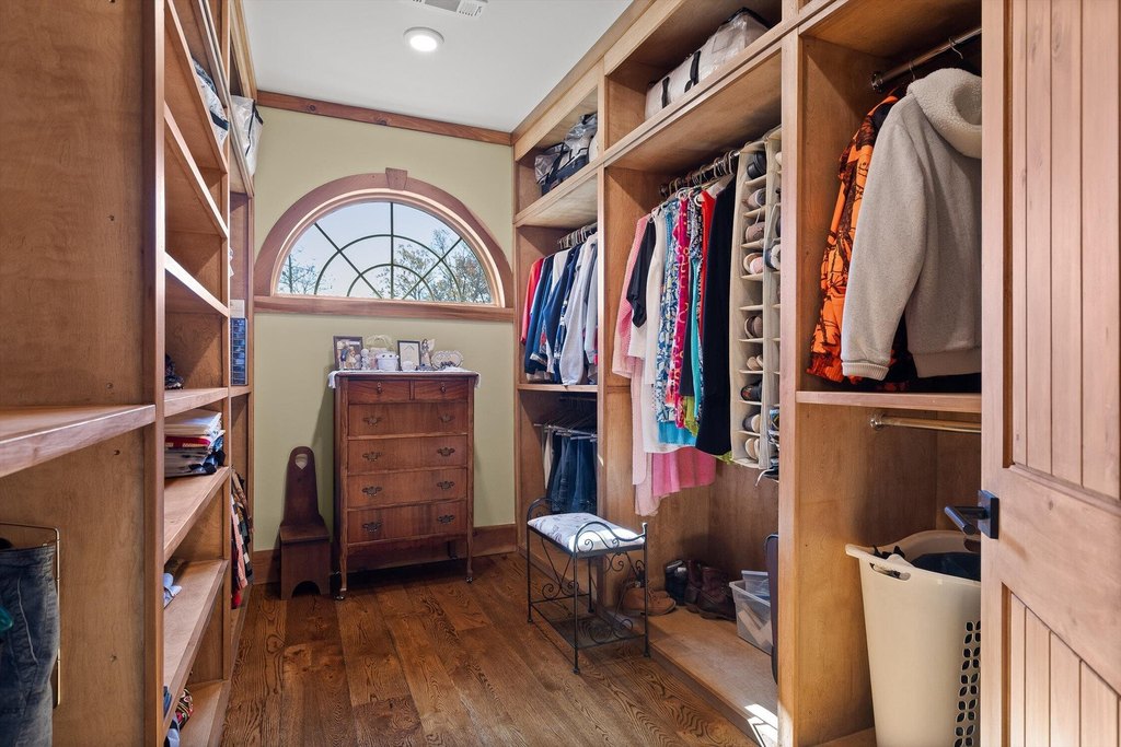 Ten Mile, Tennessee, 37880, United States, 3 Bedrooms Bedrooms, ,3.5 BathroomsBathrooms,Residential,Forsale,2009597