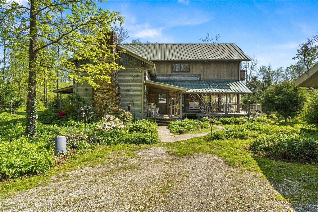 Jefferson City, Tennessee, 37760, United States, 3 Bedrooms Bedrooms, ,2 BathroomsBathrooms,Residential,Forsale,2002623