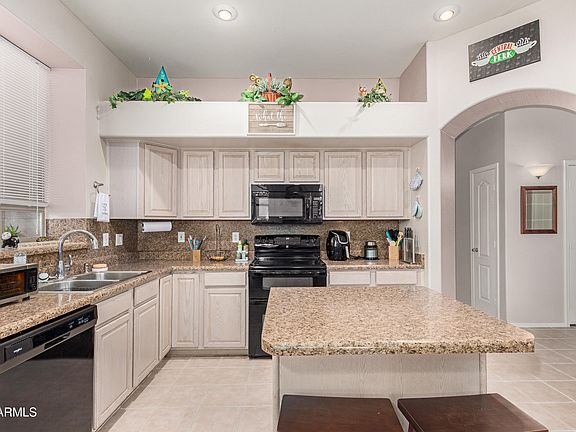 Gilbert, Arizona, 85234, United States, 4 Bedrooms Bedrooms, ,2 BathroomsBathrooms,Residential,Forsale,2014400