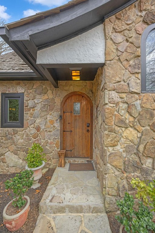 Rising Fawn, Georgia, 30738, United States, 2 Bedrooms Bedrooms, ,2 BathroomsBathrooms,Residential,Forsale,2004662