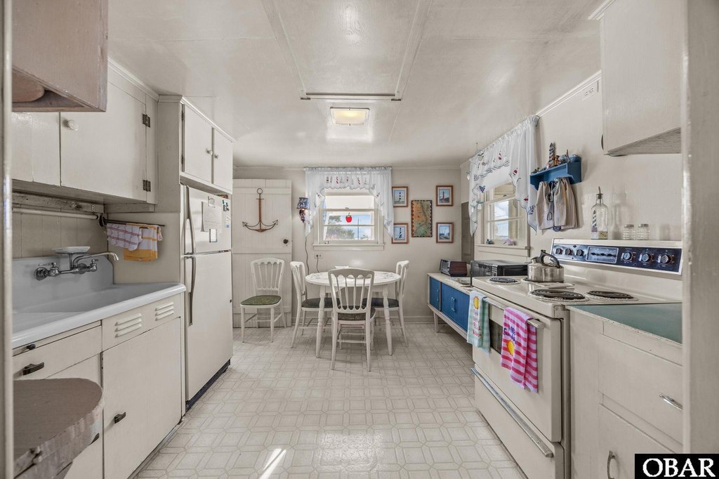 Nags Head, North Carolina, 27959, United States, 2 Bedrooms Bedrooms, ,1 BathroomBathrooms,Residential,Forsale,2004897