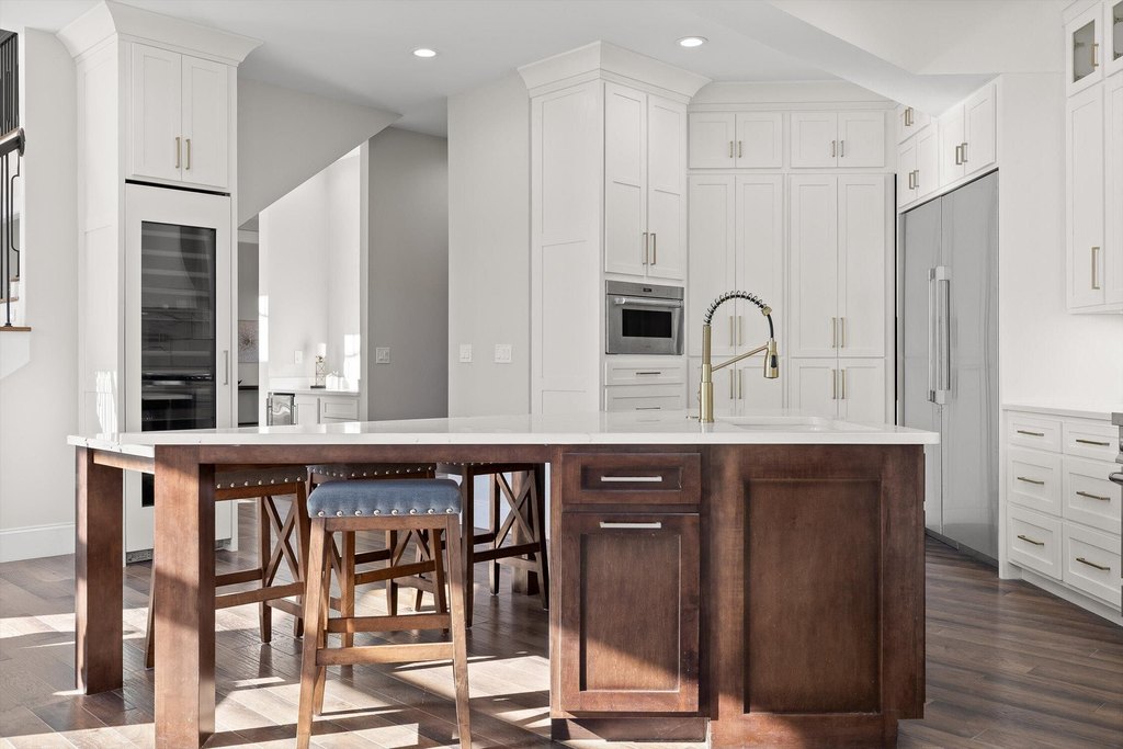 Jasper, Tennessee, 37347, United States, 5 Bedrooms Bedrooms, ,6.5 BathroomsBathrooms,Residential,Forsale,2009602