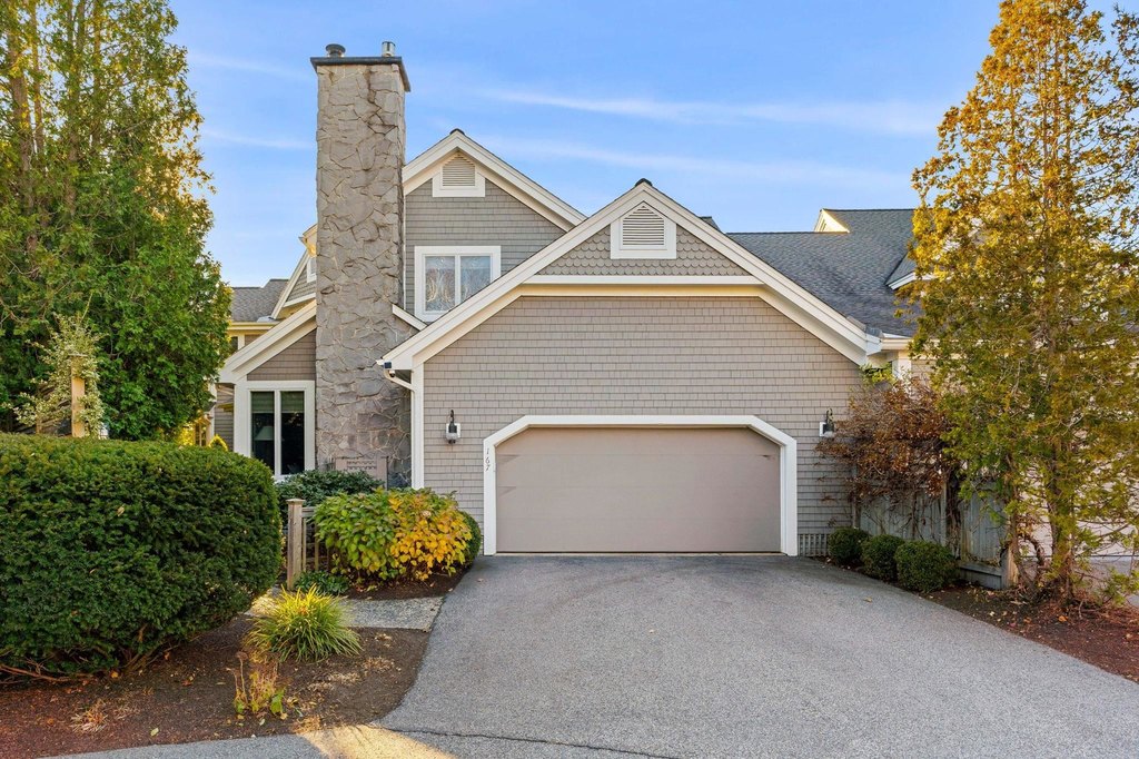 New Castle, New Hampshire, 03854, United States, 3 Bedrooms Bedrooms, ,3.5 BathroomsBathrooms,Residential,Forsale,2004717