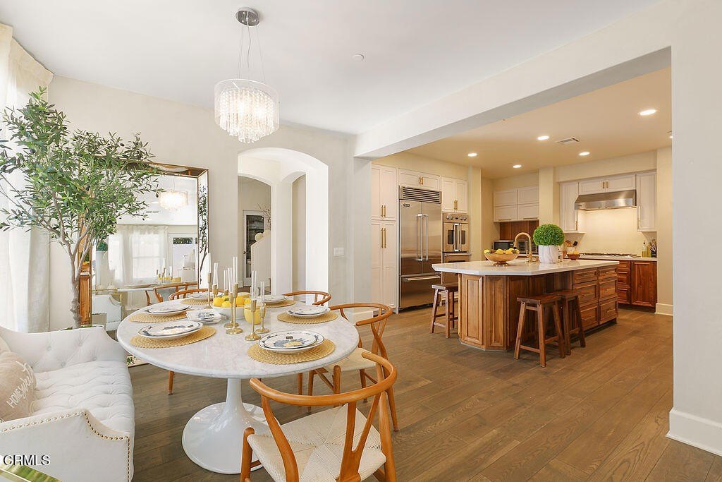 Thousand Oaks, California, 91362, United States, 4 Bedrooms Bedrooms, ,3.5 BathroomsBathrooms,Residential,Forsale,2004525