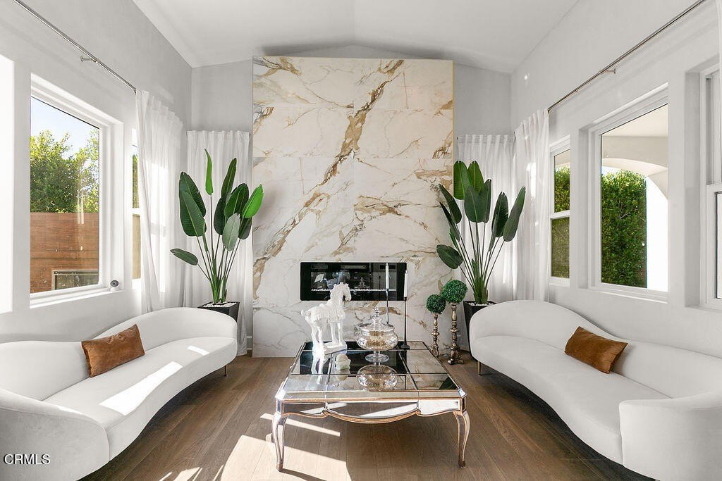 Thousand Oaks, California, 91362, United States, 4 Bedrooms Bedrooms, ,3.5 BathroomsBathrooms,Residential,Forsale,2004525