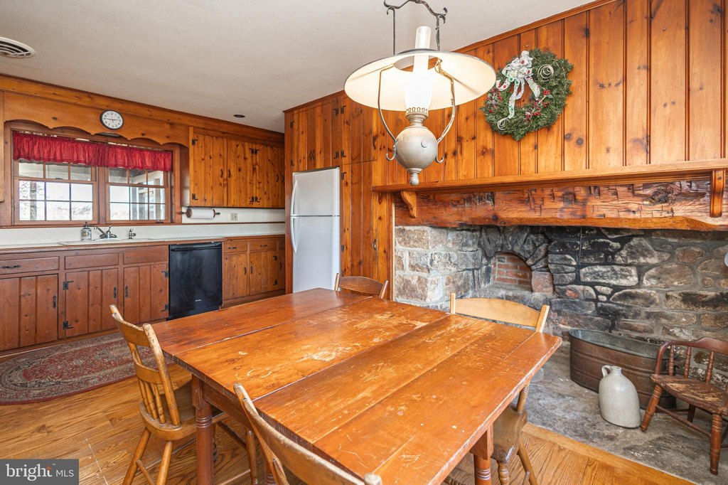 FURLONG, Pennsylvania, 18925, United States, 4 Bedrooms Bedrooms, ,2.5 BathroomsBathrooms,Residential,Forsale,2004203