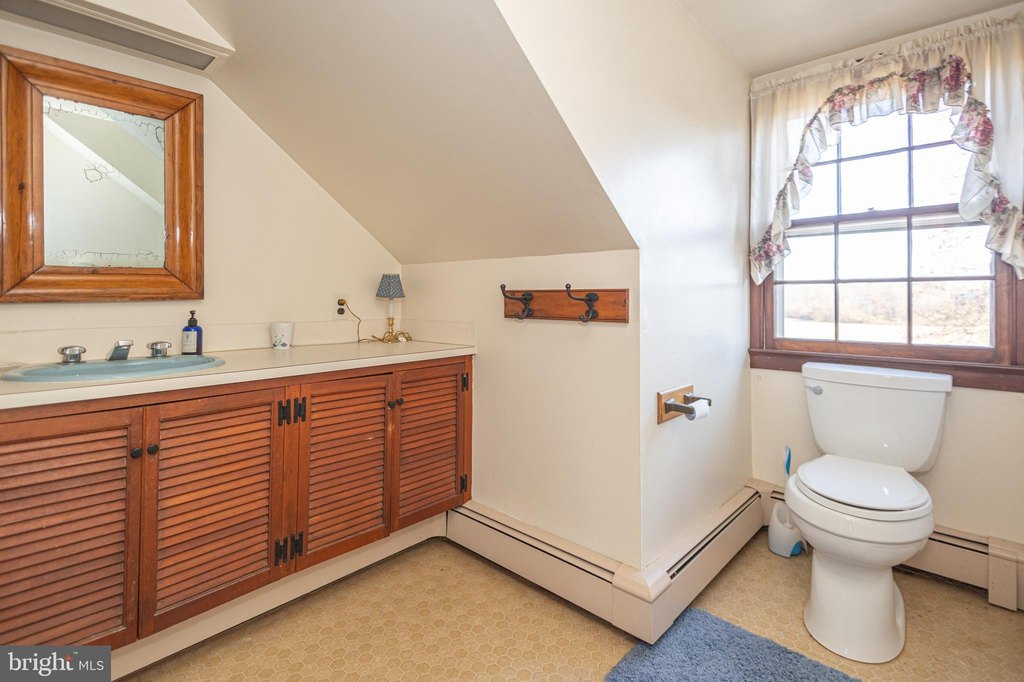 FURLONG, Pennsylvania, 18925, United States, 4 Bedrooms Bedrooms, ,2.5 BathroomsBathrooms,Residential,Forsale,2004203