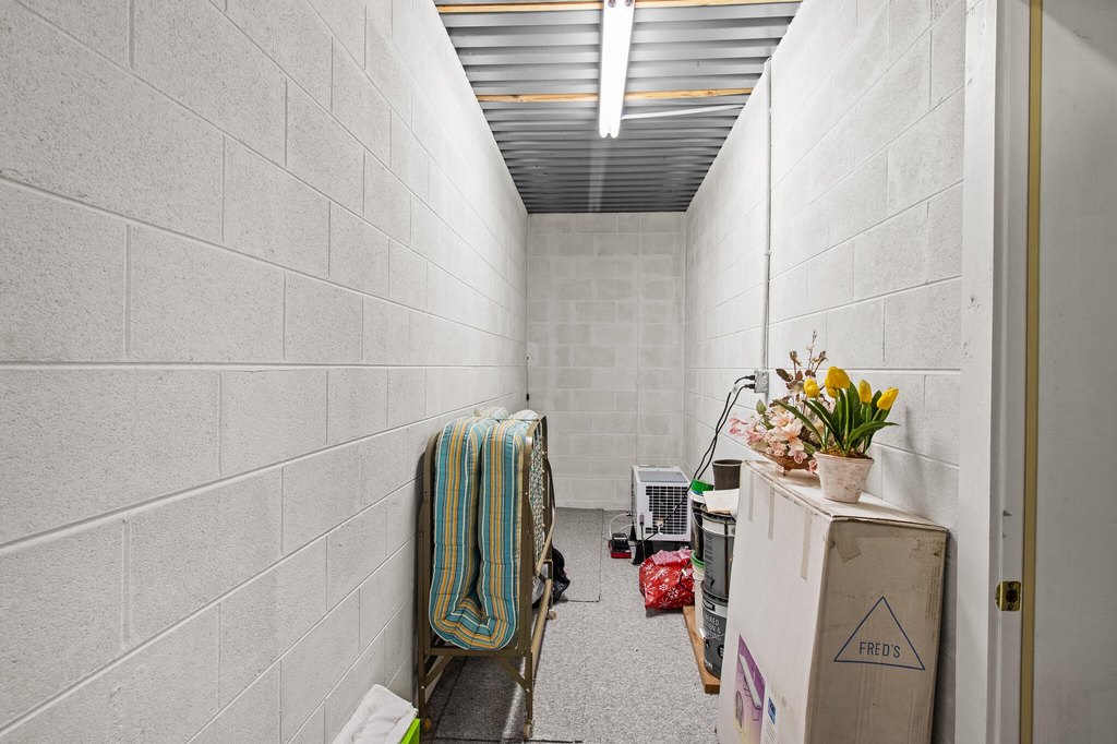 Dayton, Tennessee, 37321, United States, 3 Bedrooms Bedrooms, ,3.5 BathroomsBathrooms,Residential,Forsale,2009591