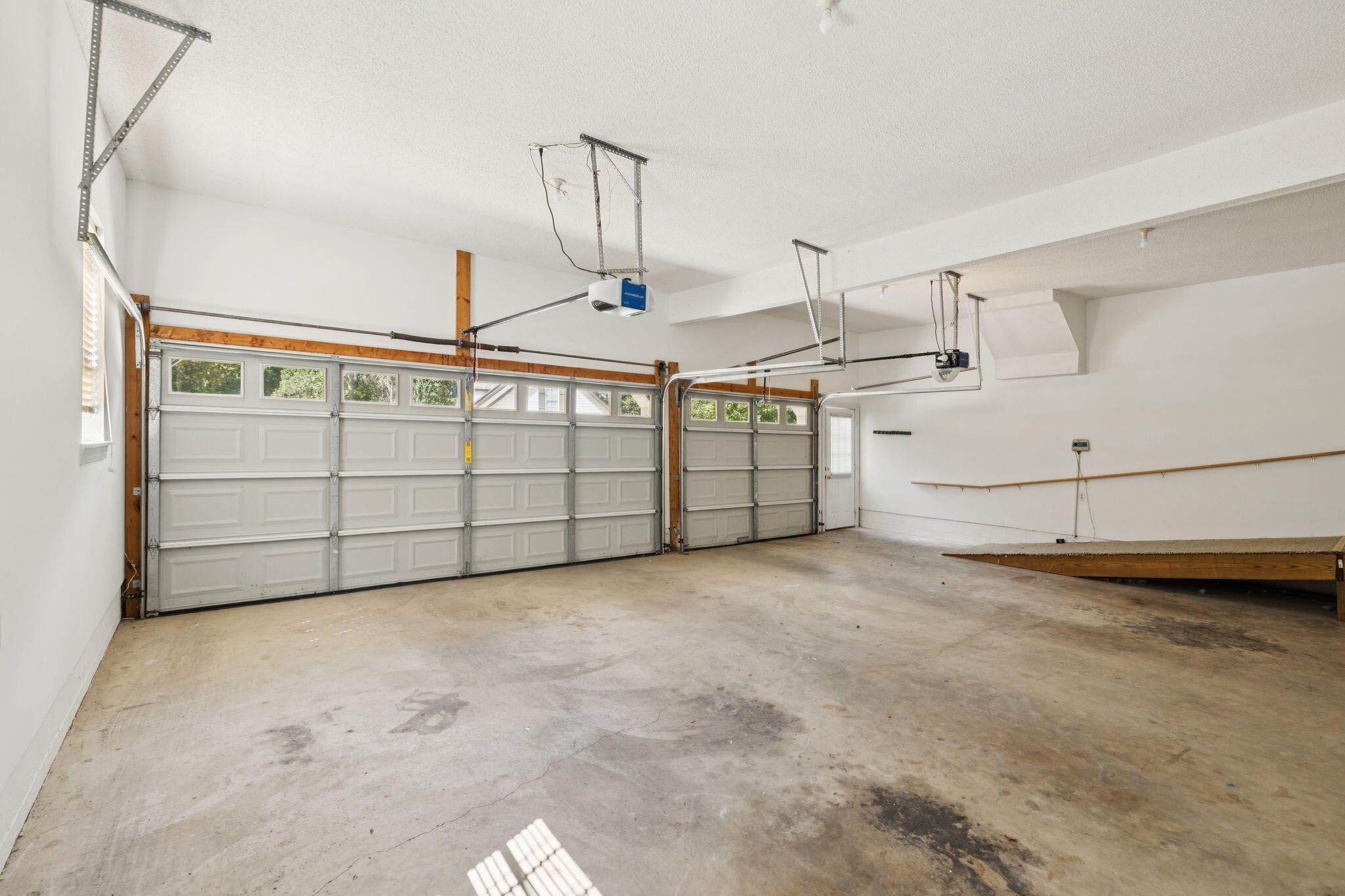 Harrison, Tennessee, 37341, United States, 4 Bedrooms Bedrooms, ,3 BathroomsBathrooms,Residential,Forsale,1946803