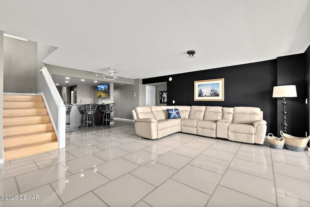 Daytona Beach Shores, Florida, 32118, United States, 3 Bedrooms Bedrooms, ,3 BathroomsBathrooms,Residential,Forsale,2007406