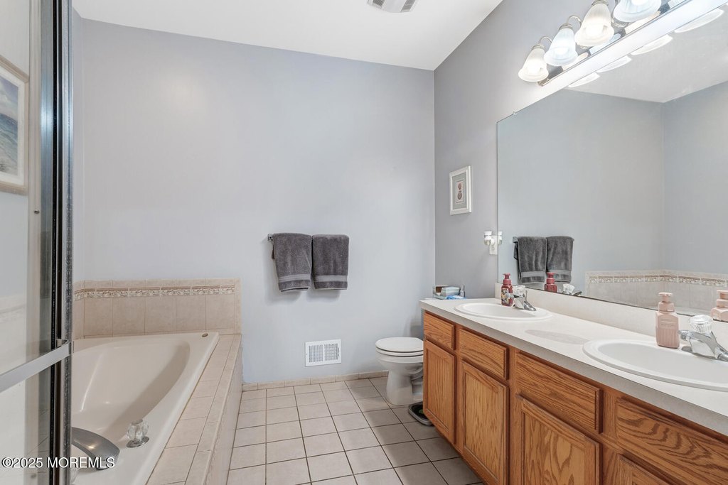 Little Egg Harbor, New Jersey, 08087, United States, 4 Bedrooms Bedrooms, ,2.5 BathroomsBathrooms,Residential,Forsale,2004471