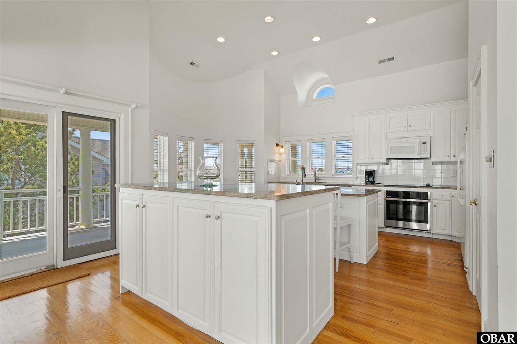 Corolla, North Carolina, 27927, United States, 6 Bedrooms Bedrooms, ,6 BathroomsBathrooms,Residential,Forsale,2004900