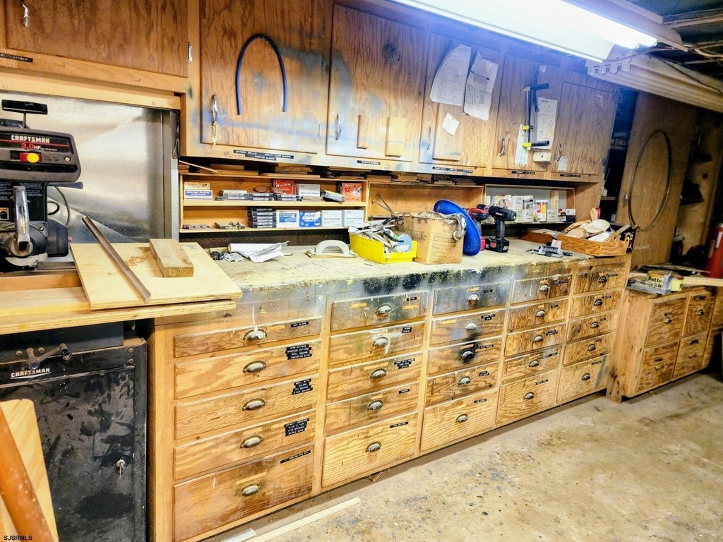 Linwood, New Jersey, 08221, United States, 4 Bedrooms Bedrooms, ,2 BathroomsBathrooms,Residential,Forsale,2004614