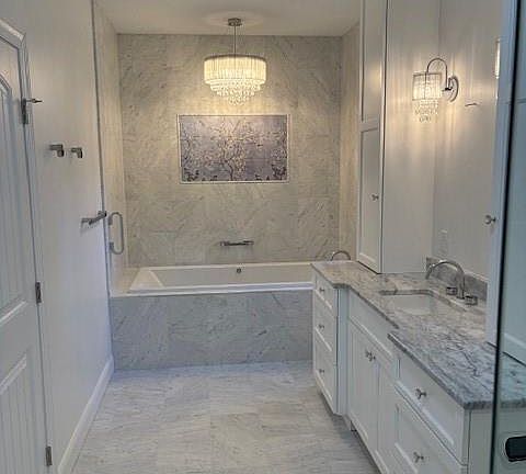 Flat Rock, North Carolina, 28731, United States, 3 Bedrooms Bedrooms, ,3 BathroomsBathrooms,Residential,Forsale,2004304