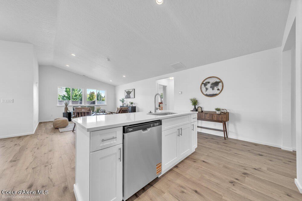 Post Falls, Idaho, 83854, United States, 3 Bedrooms Bedrooms, ,2 BathroomsBathrooms,Residential,Forsale,1984543