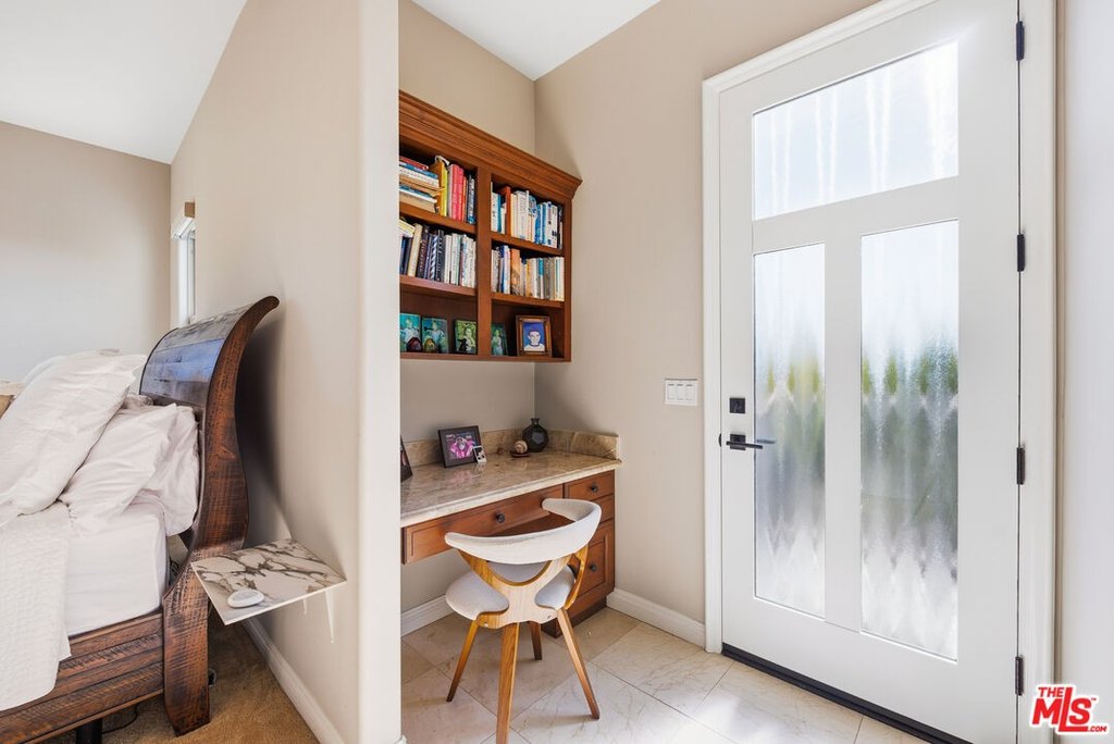 Malibu, California, 90265, United States, 4 Bedrooms Bedrooms, ,3.5 BathroomsBathrooms,Residential,Forsale,2009613