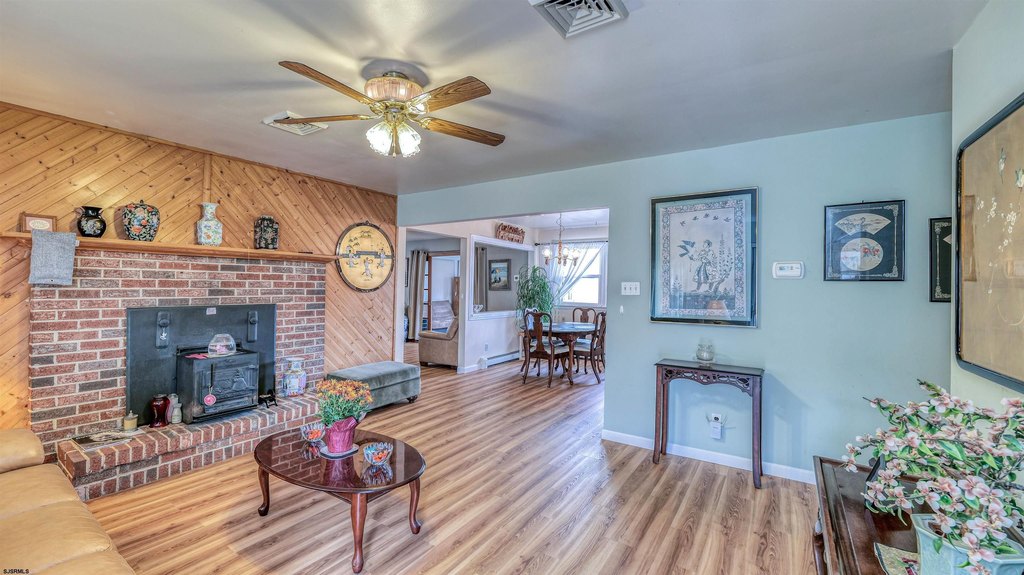 Brigantine, New Jersey, 08203, United States, 3 Bedrooms Bedrooms, ,2 BathroomsBathrooms,Residential,Forsale,2004606