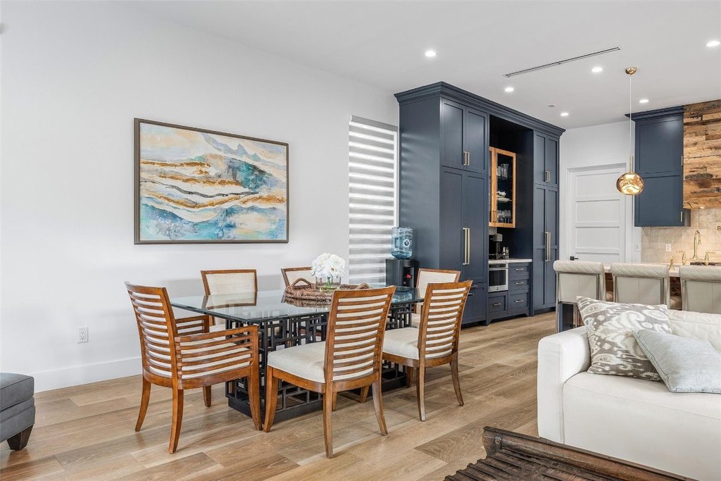 Fort Lauderdale, Florida, 33301, United States, 4 Bedrooms Bedrooms, ,4.5 BathroomsBathrooms,Residential,Forsale,1968297