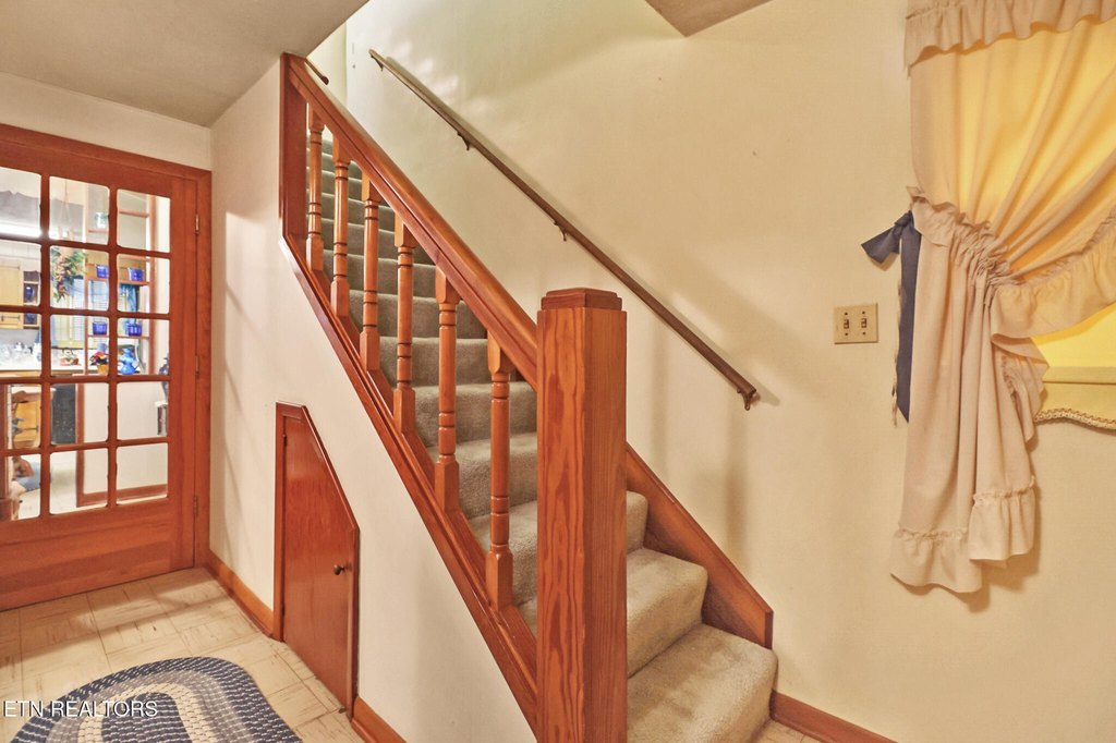 Crossville, Tennessee, 38555, United States, 3 Bedrooms Bedrooms, ,2 BathroomsBathrooms,Residential,Forsale,1952854