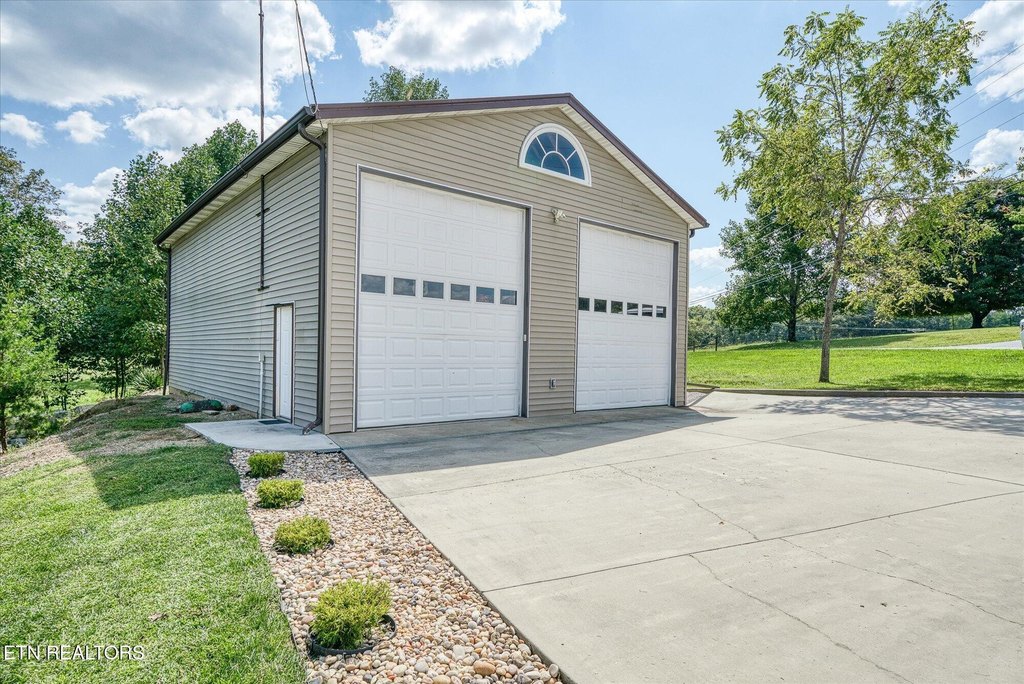 Crossville, Tennessee, 38555, United States, ,Residential,Forsale,1996596