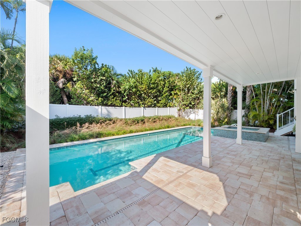 Sanibel, Florida, 33957, United States, 3 Bedrooms Bedrooms, ,3 BathroomsBathrooms,Residential,Forsale,2004804