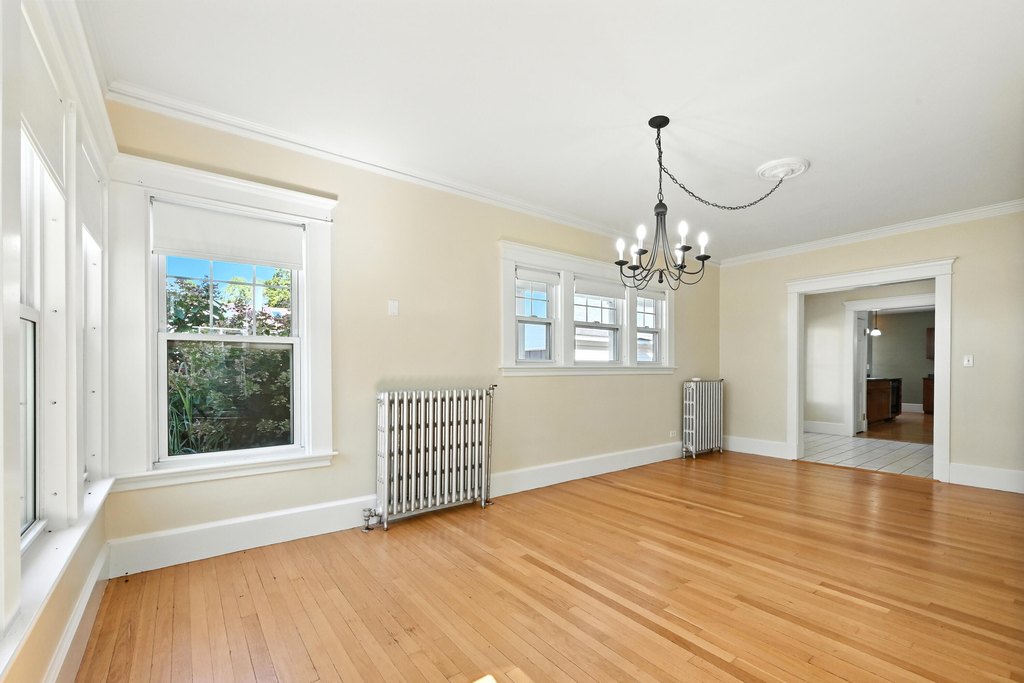 Pittsfield, Maine, 04967, United States, 4 Bedrooms Bedrooms, ,2.5 BathroomsBathrooms,Residential,Forsale,2004043