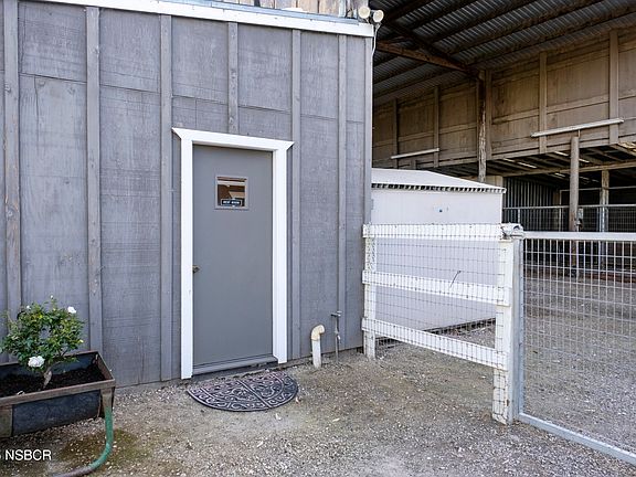 Santa Ynez, California, 93460, United States, ,3.5 BathroomsBathrooms,Residential,Forsale,2004325
