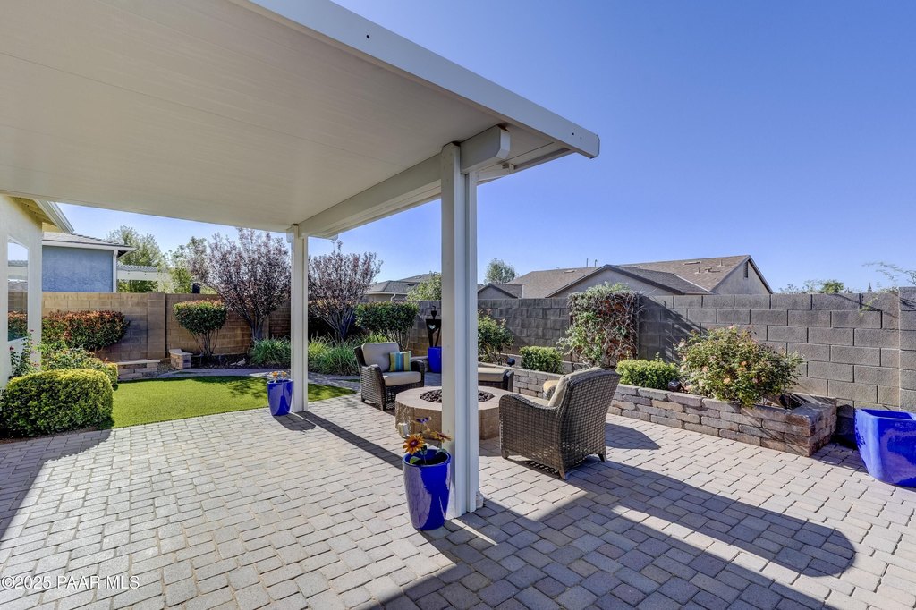 Dewey-Humboldt, Arizona, 86327, United States, 2 Bedrooms Bedrooms, ,2 BathroomsBathrooms,Residential,Forsale,1952162