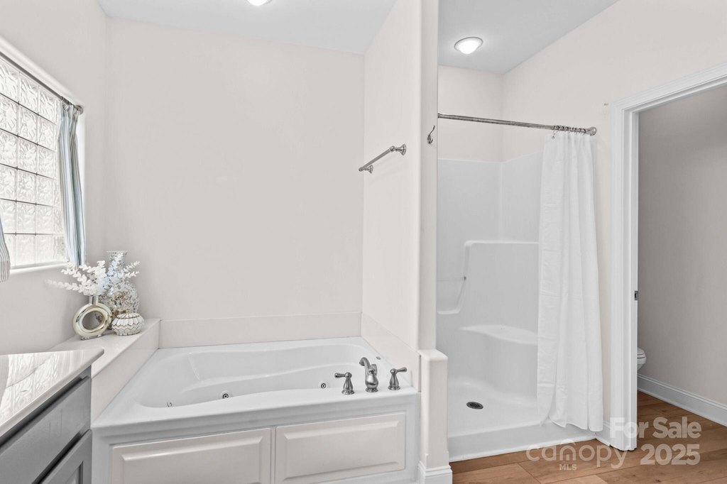 Salisbury, North Carolina, 28147, United States, 3 Bedrooms Bedrooms, ,3.5 BathroomsBathrooms,Residential,Forsale,1953173