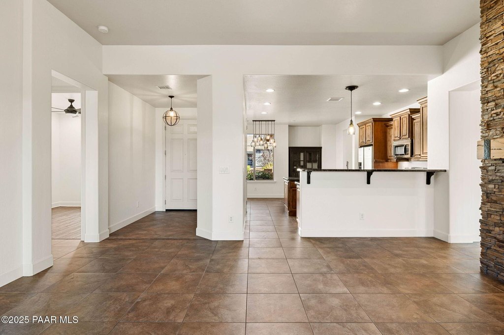 Prescott, Arizona, 86301, United States, 4 Bedrooms Bedrooms, ,3 BathroomsBathrooms,Residential,Forsale,2011274